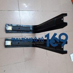 Bát bắt thùng dầu Hyundai Hd72