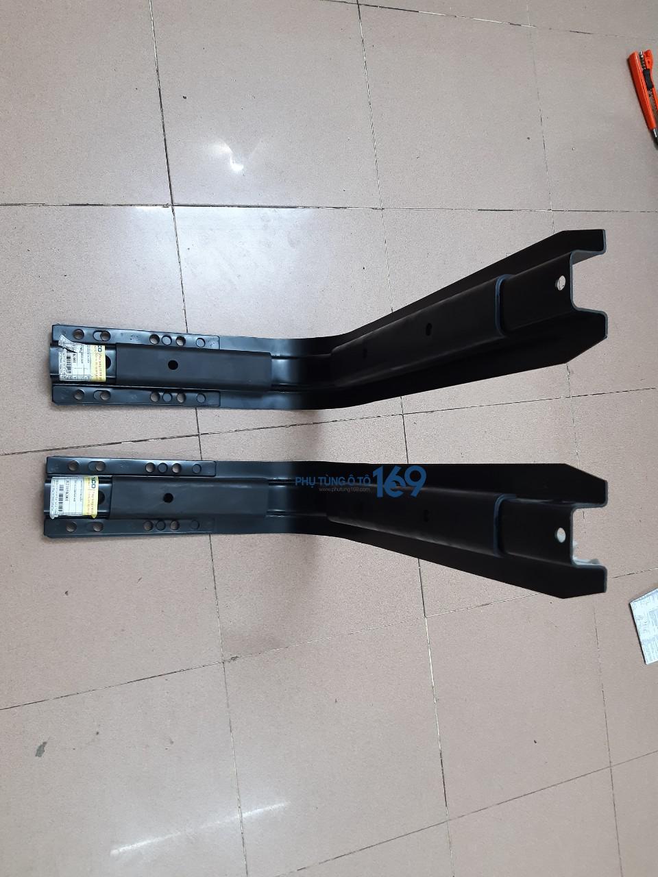 Bát bắt thùng dầu Hyundai Hd72 Bát bắt thùng dầu Hyundai Hd72