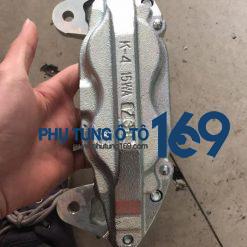 Cụm gông phanh trước Toyota land Cruiser