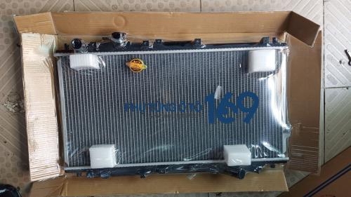 Két nước Kia Spectra Két nước Kia Spectra