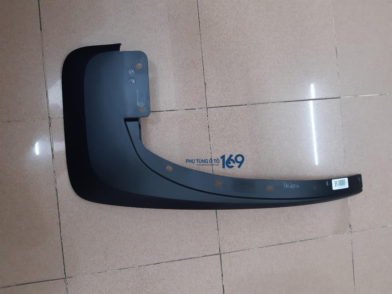 Chắn bùn bánh trước phải Ford Ranger Chắn bùn bánh trước phải Ford Ranger