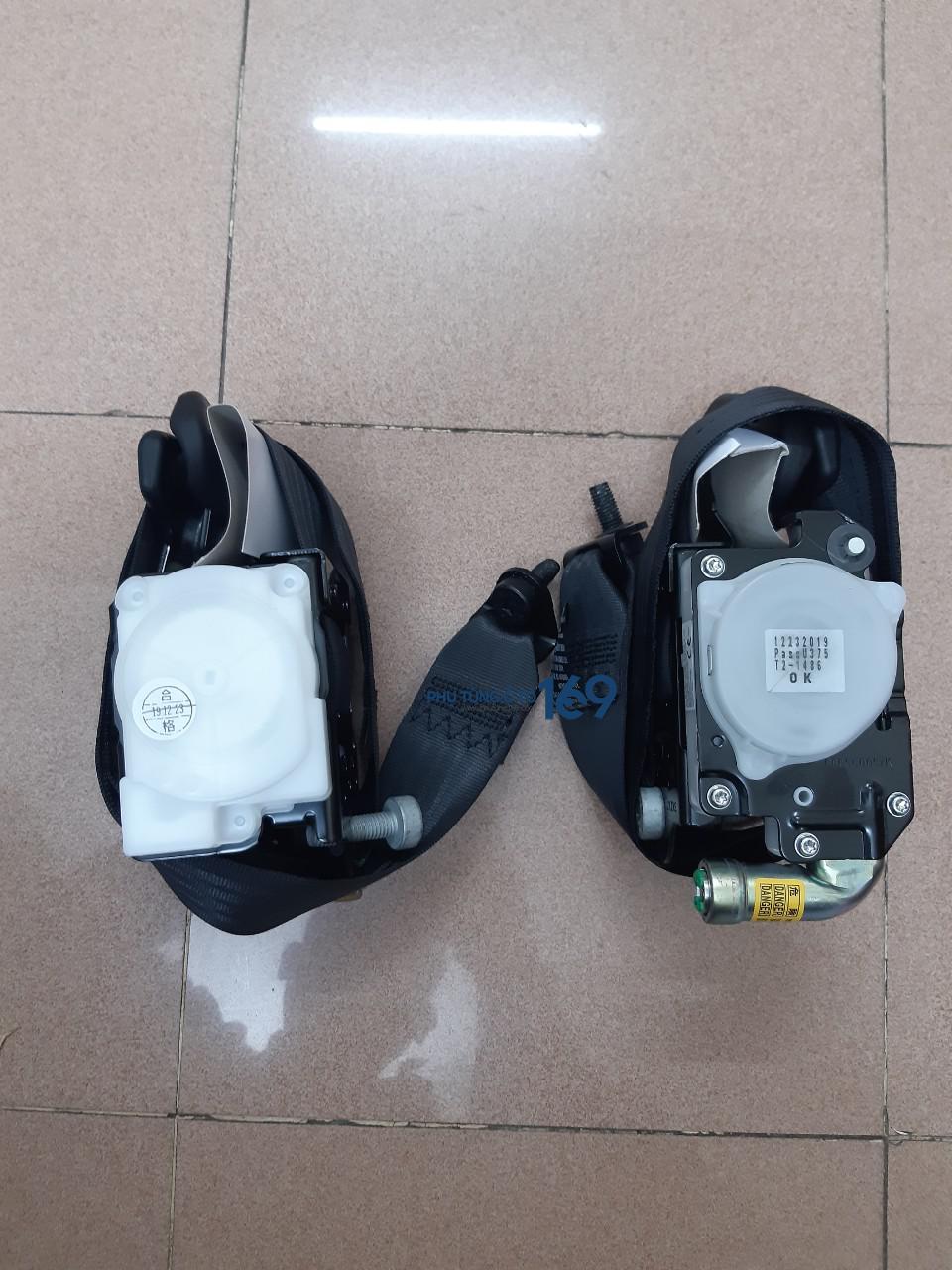 Dây đai an toàn trước Ford Ranger Dây đai an toàn trước Ford Ranger