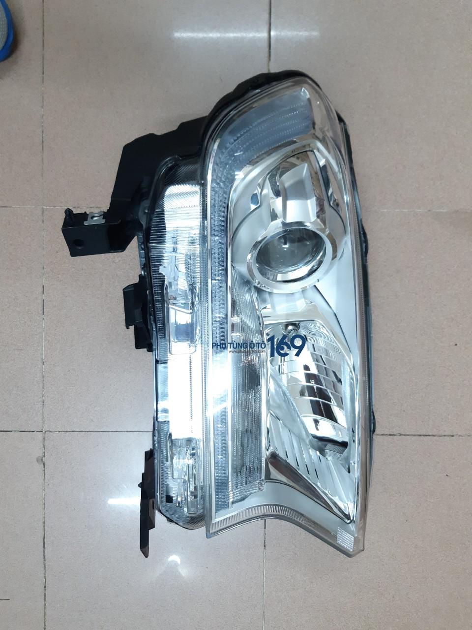 Đèn pha Ford Everest Đèn pha Ford Everest