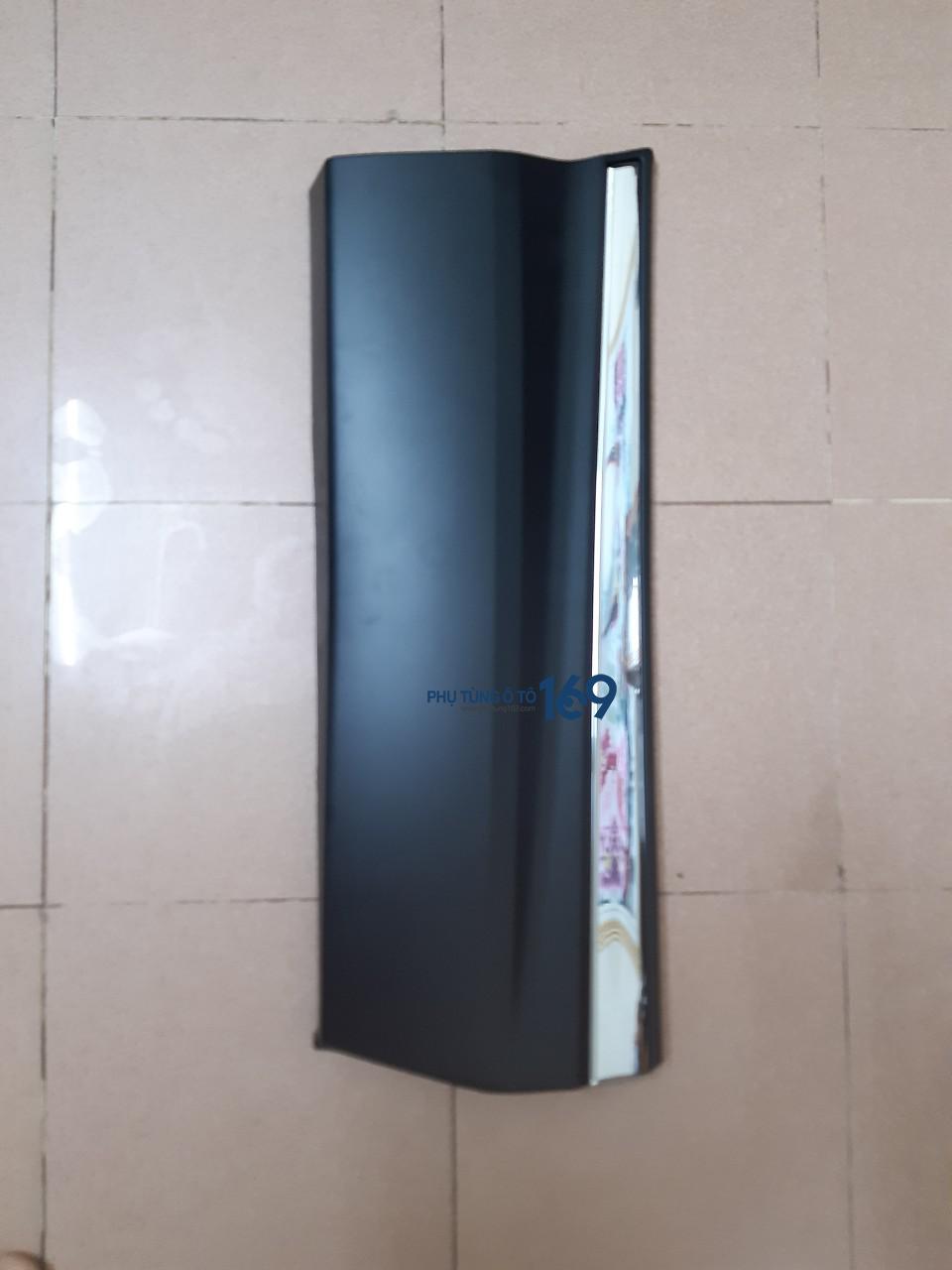 Ốp cánh cửa sau phụ Honda Crv Ốp cánh cửa sau phụ Honda Crv