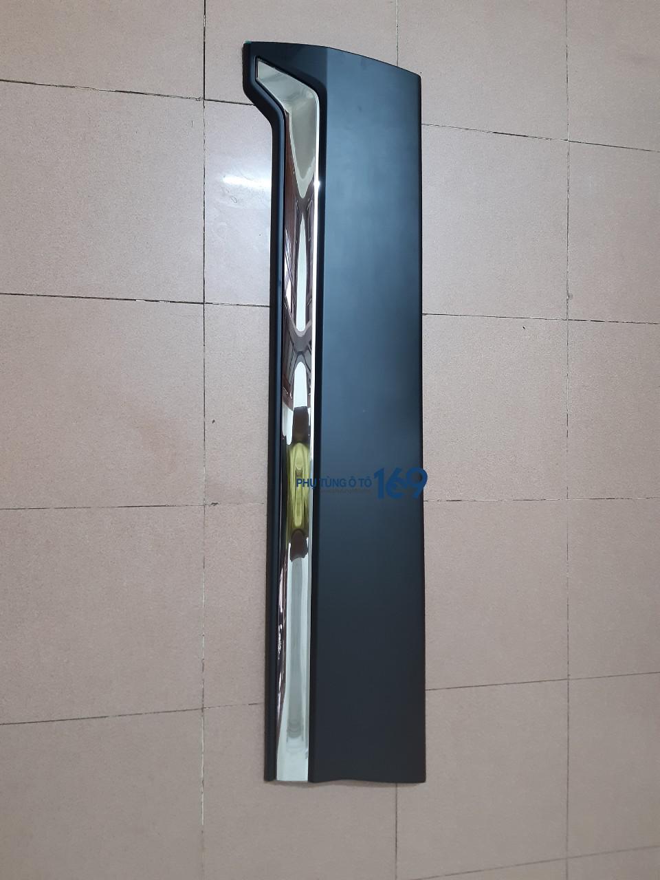 Ốp cánh cửa trước phụ Honda Crv Ốp cánh cửa trước phụ Honda Crv