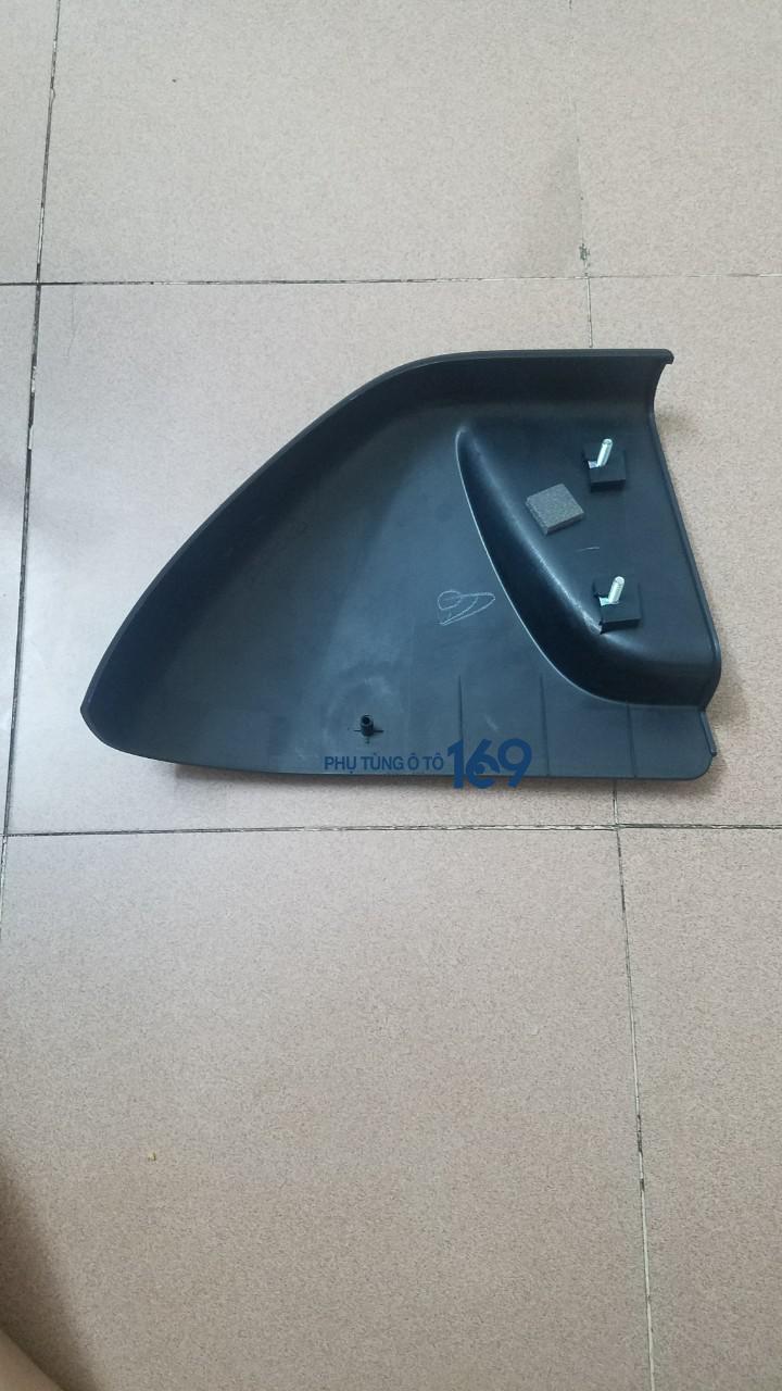 Ốp bậc lên xuống BT 50 Ốp bậc lên xuống BT 50