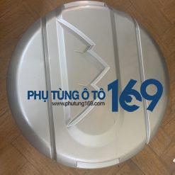 Ốp lốp dự phòng Ford Everest