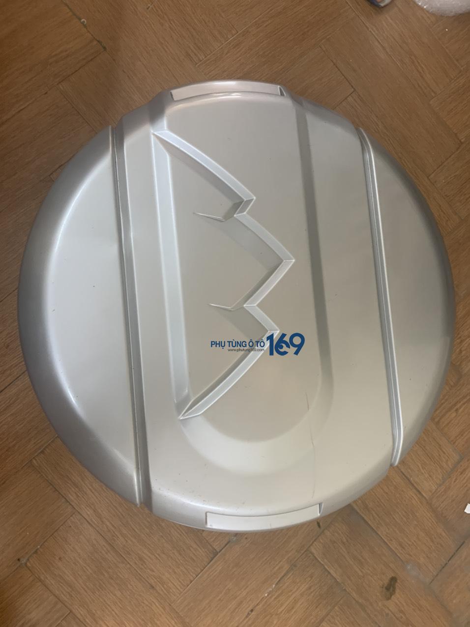 58538dc5ab5951070848 Ốp lốp dự phòng Ford Everest