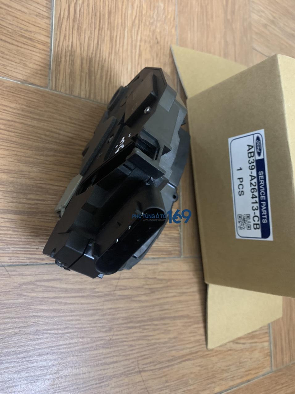Ổ khóa ngậm cánh cửa Ford Ranger Ổ khóa ngậm cánh cửa Ford Ranger