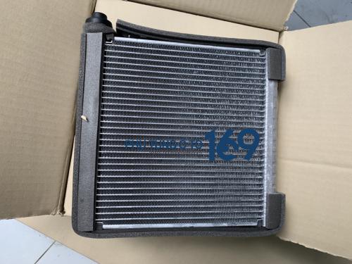 Giàn lạnh Nissan Sunny. Giàn lạnh Nissan Sunny