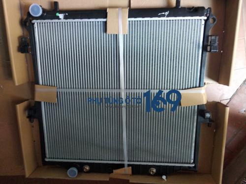 Két nước Chevrolet Colorado Két nước Chevrolet Colorado