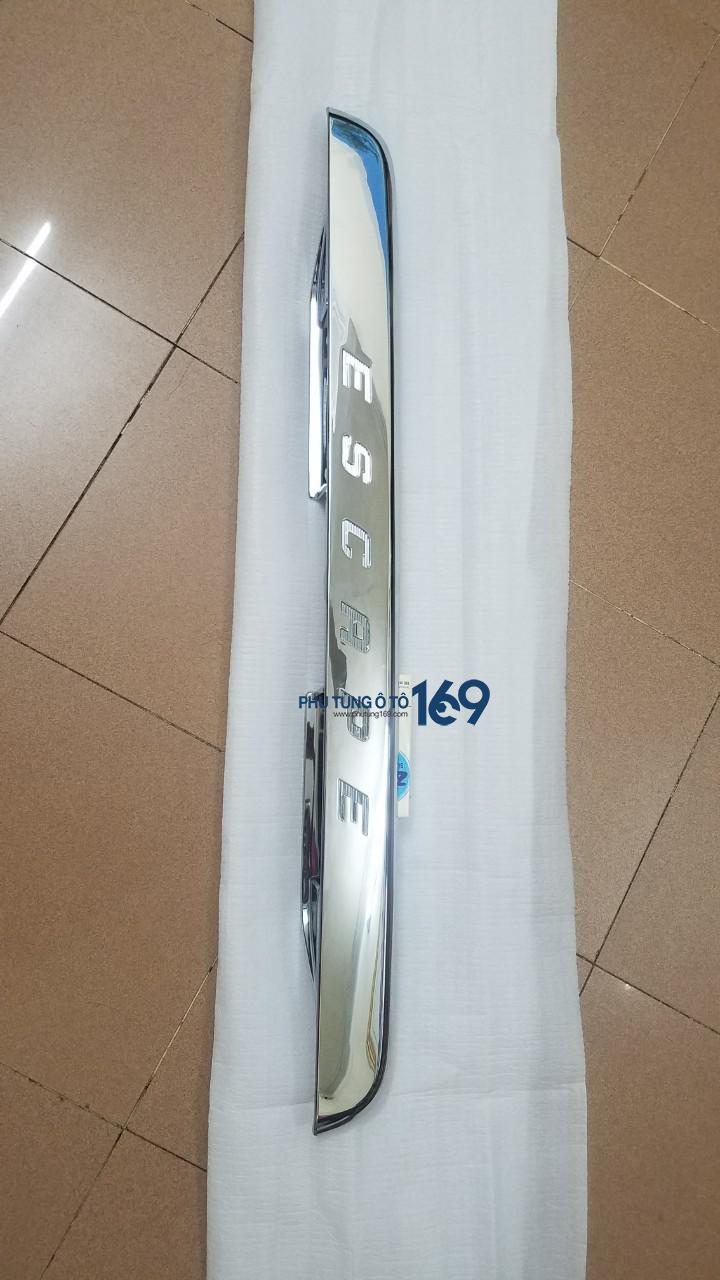 Nẹp mạ cốp hậu Ford Escaper Nẹp mạ cốp hậu Ford Escaper