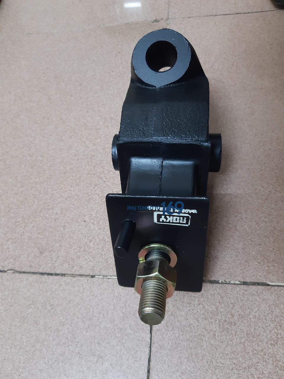 Chân máy trái Ford Ranger Chân máy trái Ford Ranger