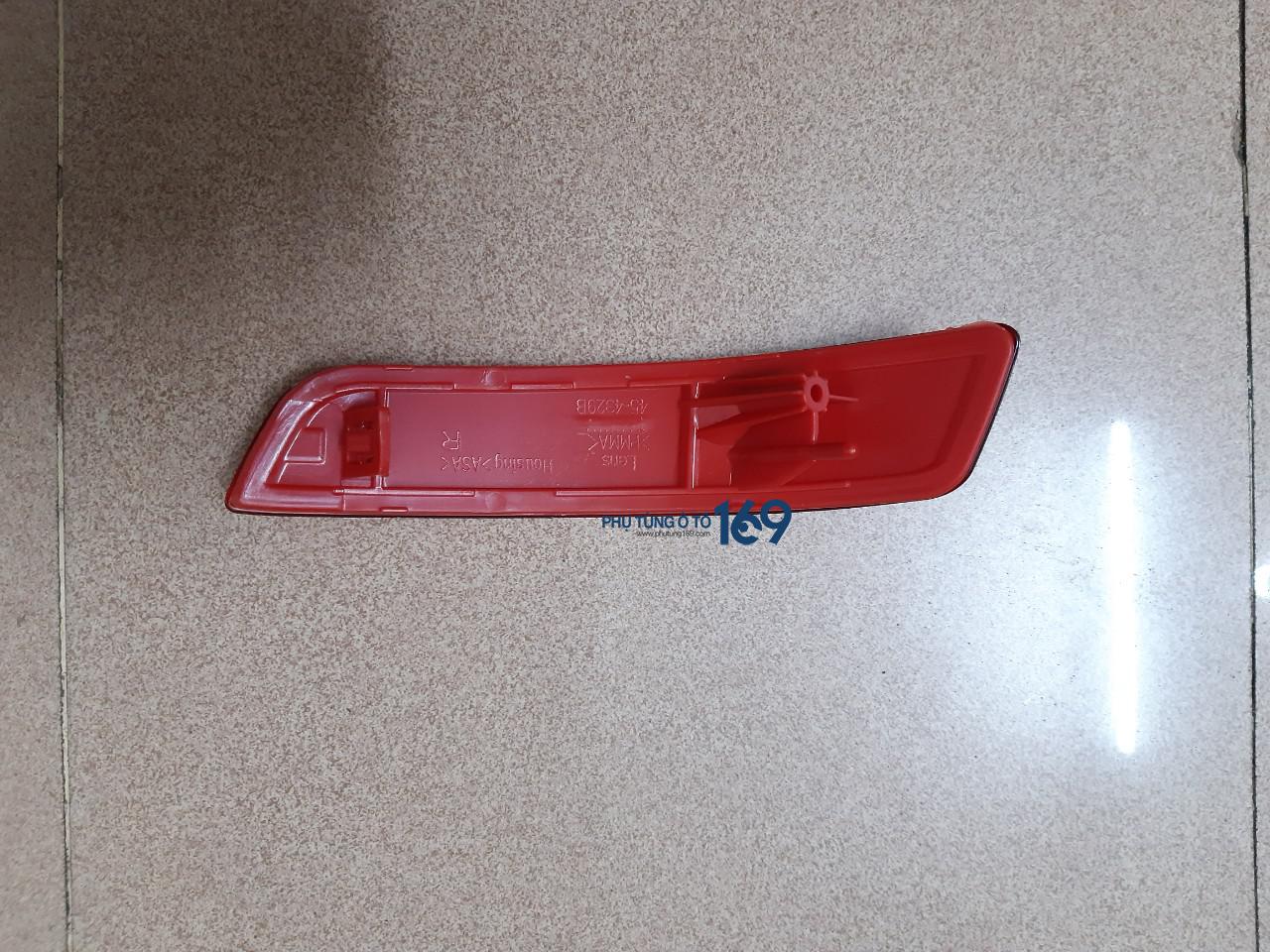 Đèn phản quang sau Toyota Altis Đèn phản quang sau Toyota Altis