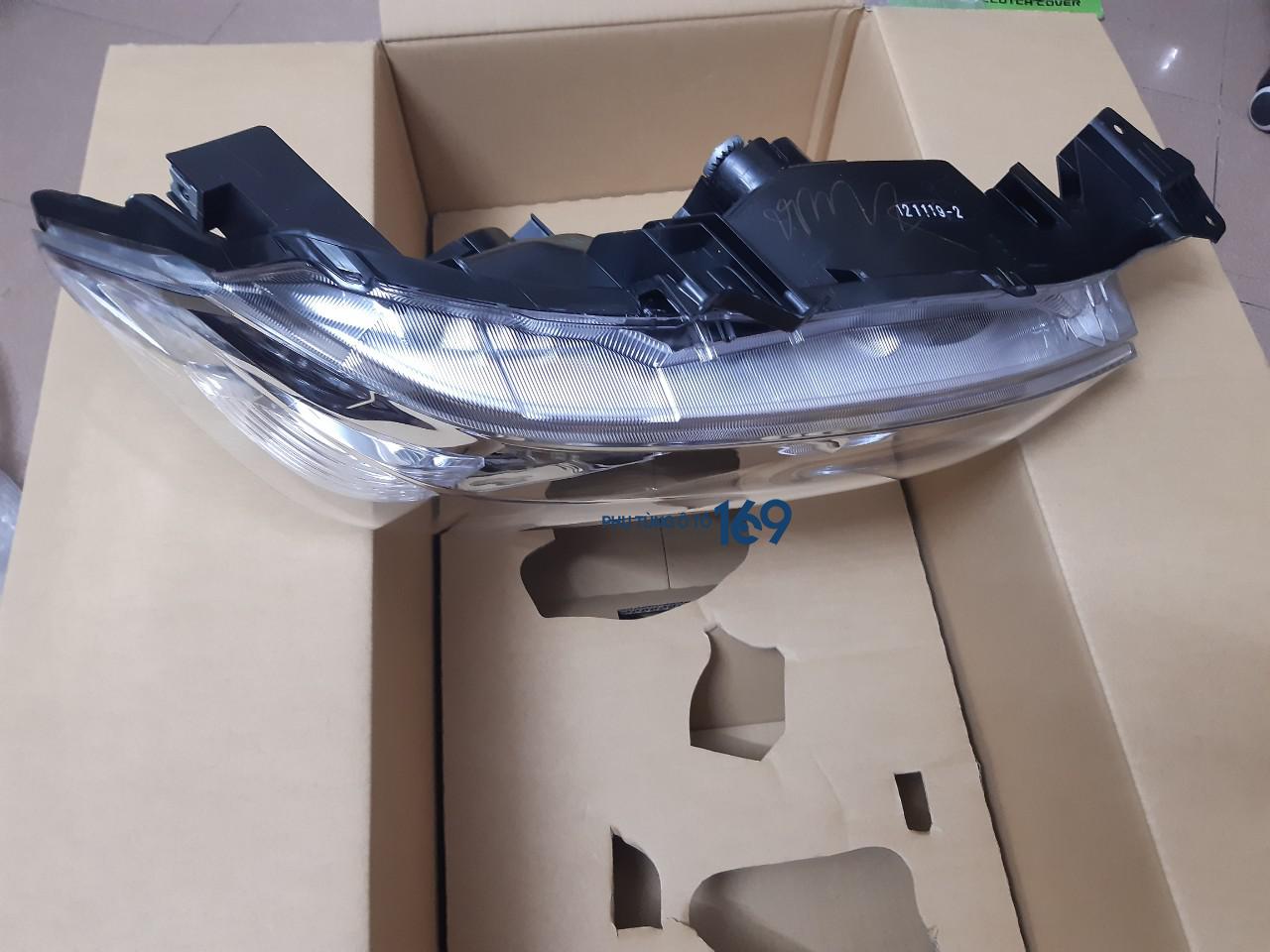 Đèn pha Toyota Fortuner Đèn pha Toyota Fortuner