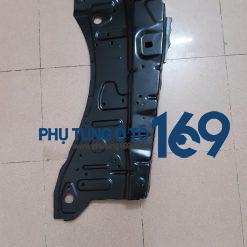 Xương tai xe Toyota Fortuner