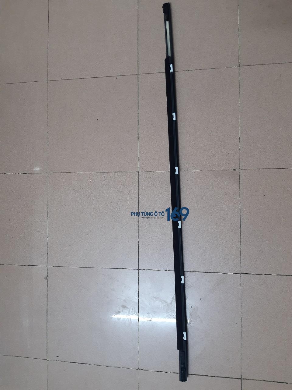 Nẹp mạ chân kính cánh cửa Hyundai Accent Nẹp mạ chân kính cánh cửa Hyundai Accent