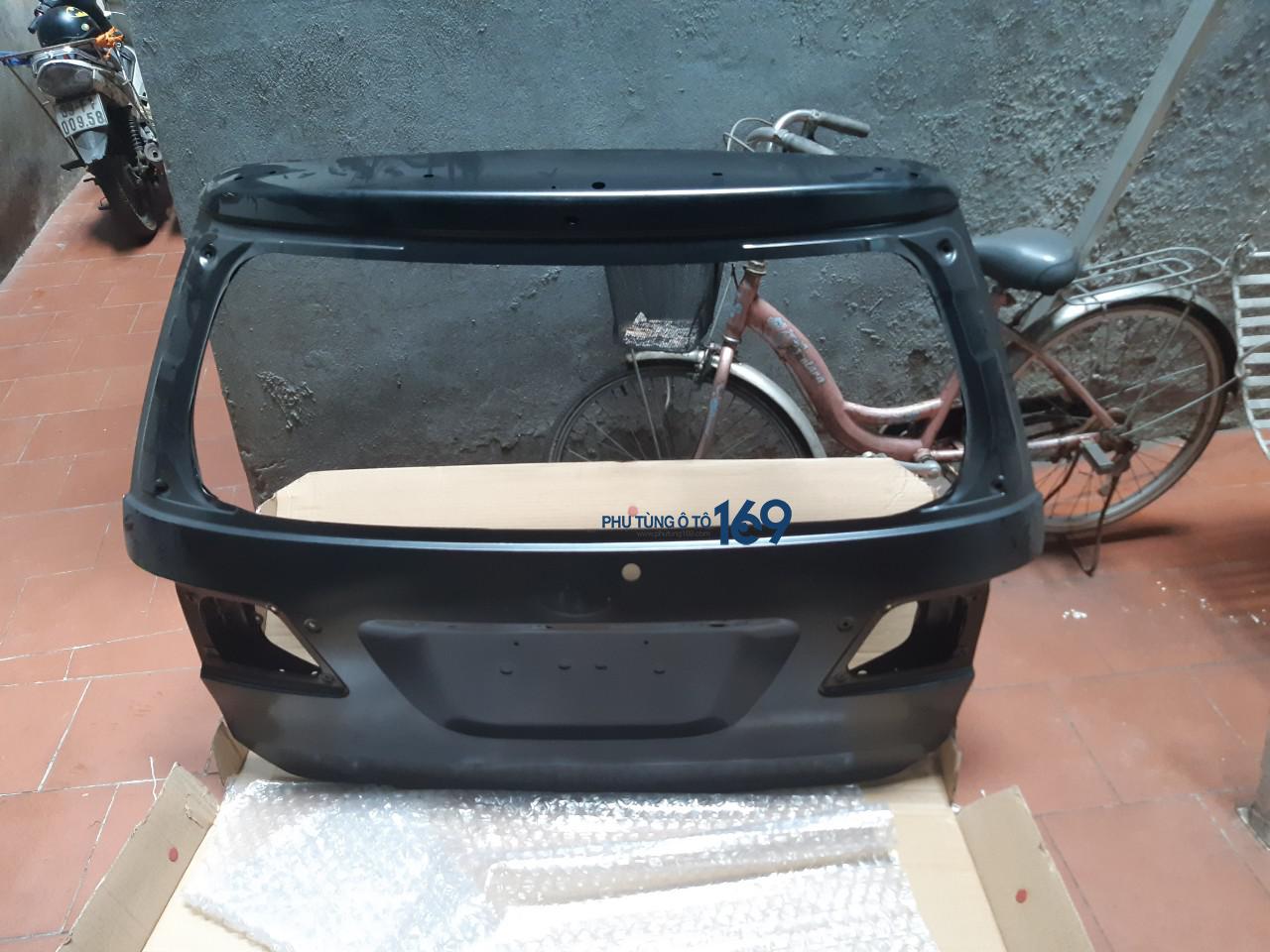 Cánh cửa hậu Toyota Fortuner Cánh cửa hậu Toyota Fortuner