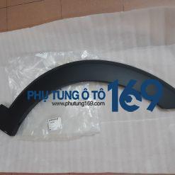 Ốp phồng tai xe Chevrolet Captiva