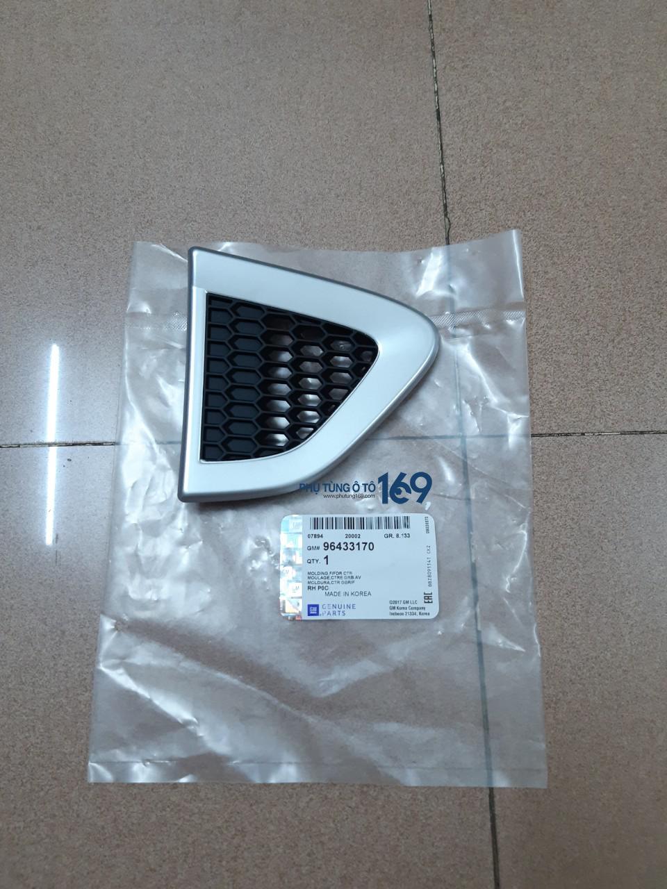 Ốp mang cá tai xe Chevrolet Captiva Ốp mang cá tai xe Chevrolet Captiva