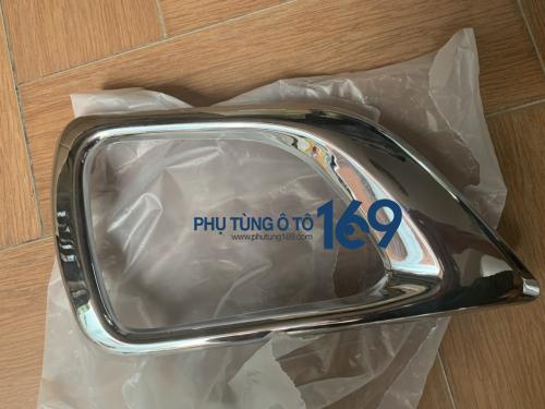 Ốp đèn gầm Nissan Navara Ốp đèn gầm Nissan Navara