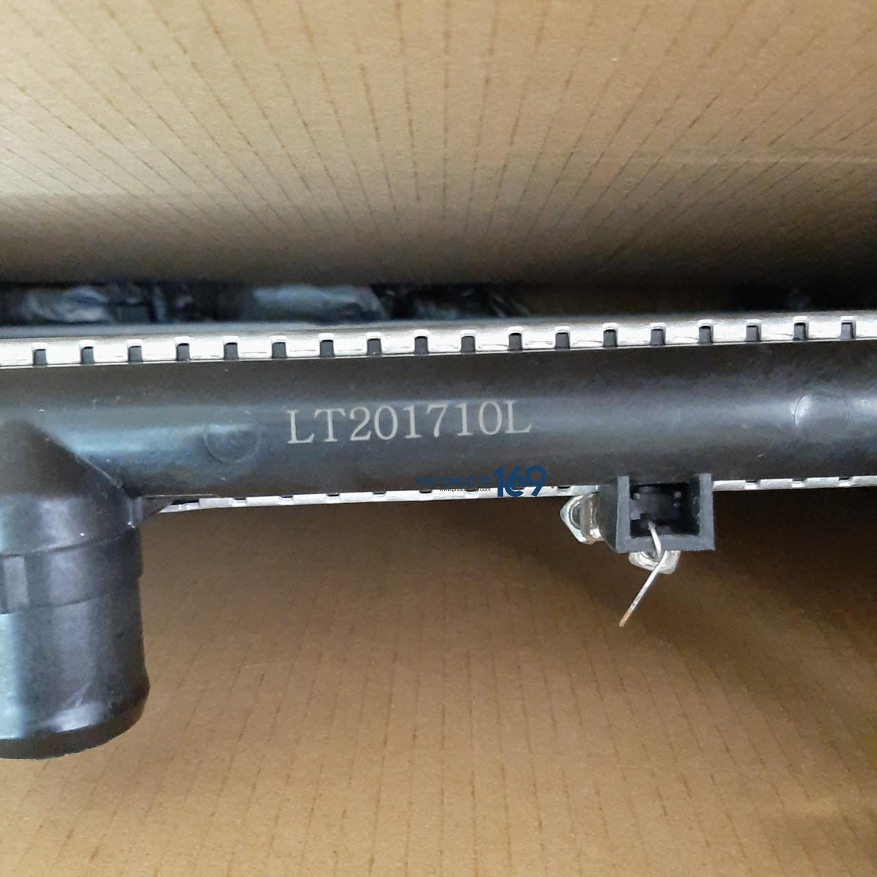 Két nước Suzuki Vitara Két nước Suzuki Vitara