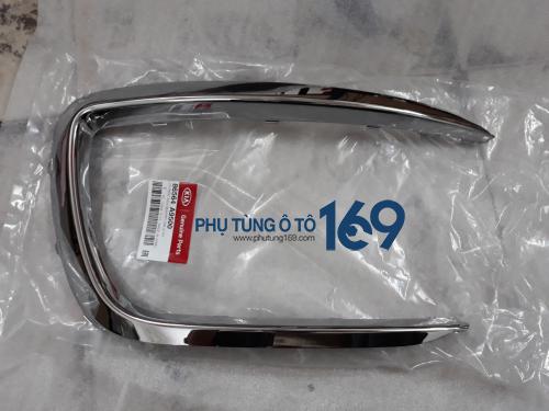 Viền mạ ốp đèn gầm phải Kia Sedona Viền mạ ốp đèn gầm phải Kia Sedona