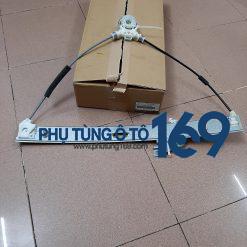 Compa lên kính trước Ford Escape