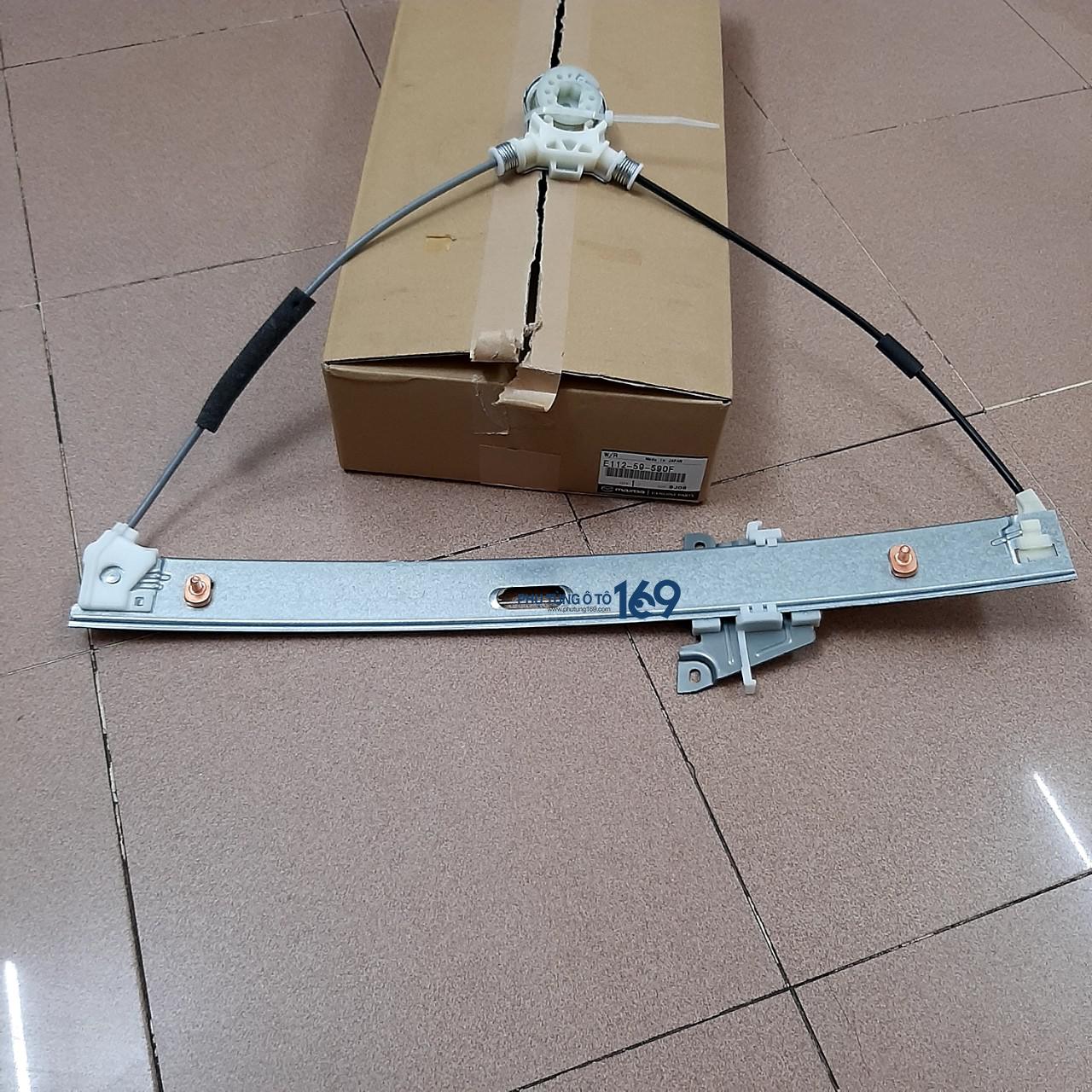 Compa lên kính trước Ford Escape Compa lên kính trước Ford Escape