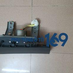 Túi khí taplo Toyota Fortuner