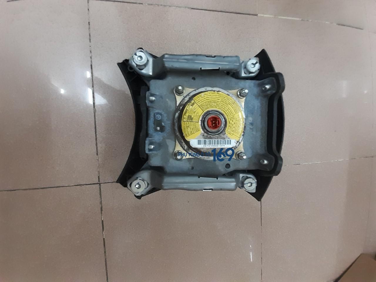 Túi khí vô lăng Toyota Fortuner Túi khí vô lăng Toyota Fortuner