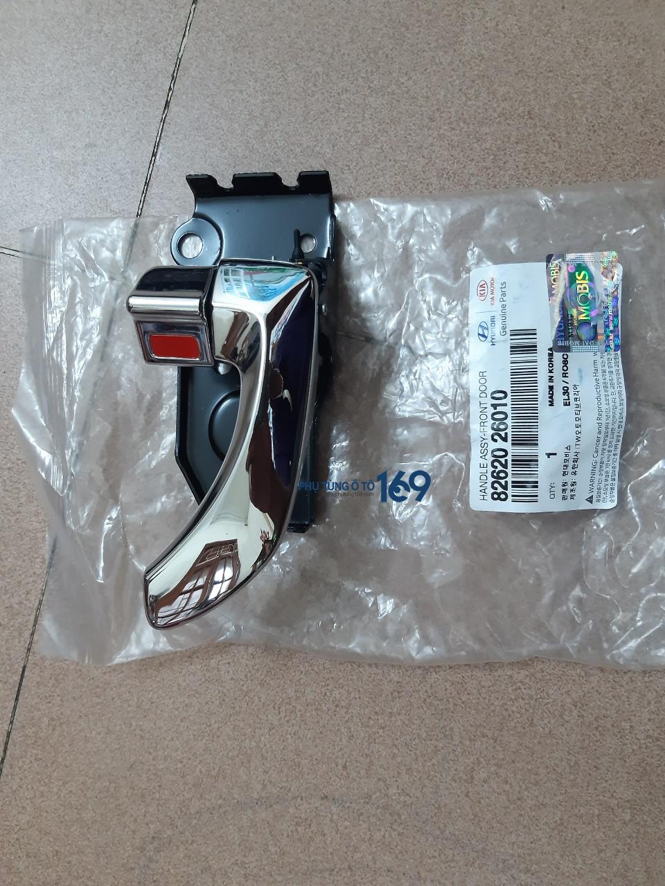 Tay mở trong trước phụ Hyundai Santafe Gold Tay mở trong trước phụ Hyundai Santafe Gold