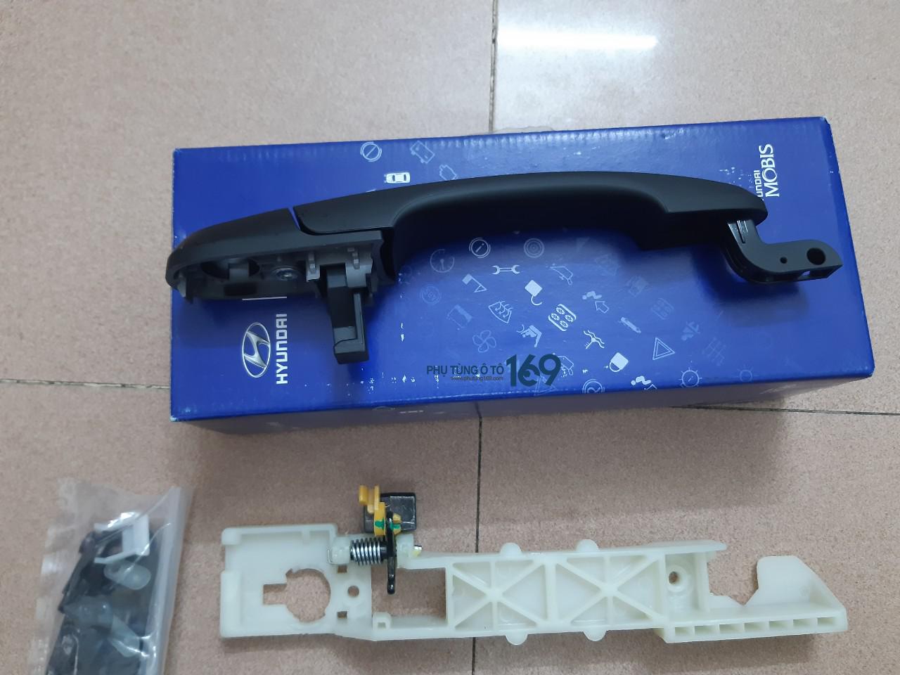 Tay mở cửa ngoài trước lái Hyundai Tucson Tay mở cửa ngoài trước lái Hyundai Tucson