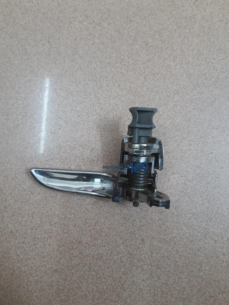 Tay mở cửa trong Mazda 6 Tay mở cửa trong Mazda 6