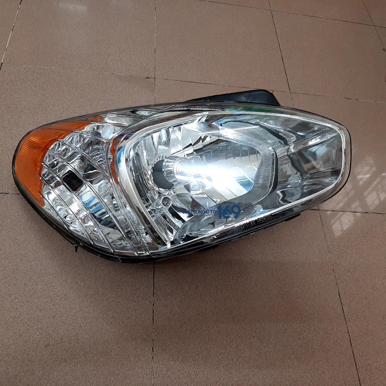 Đèn pha trái Hyundai Verna Đèn pha trái Hyundai Verna