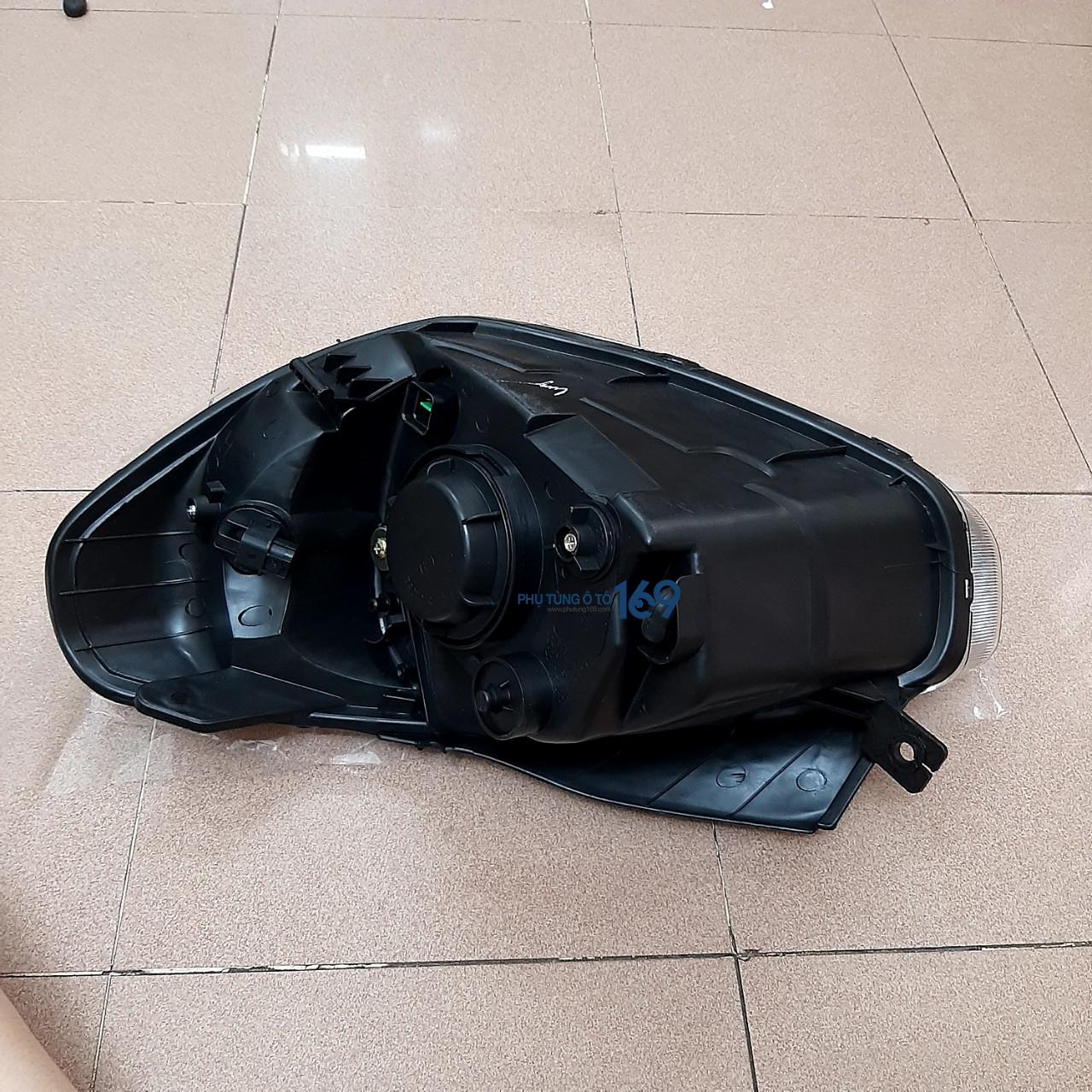 Đèn pha trái Hyundai Verna.2 Đèn pha trái Hyundai Verna