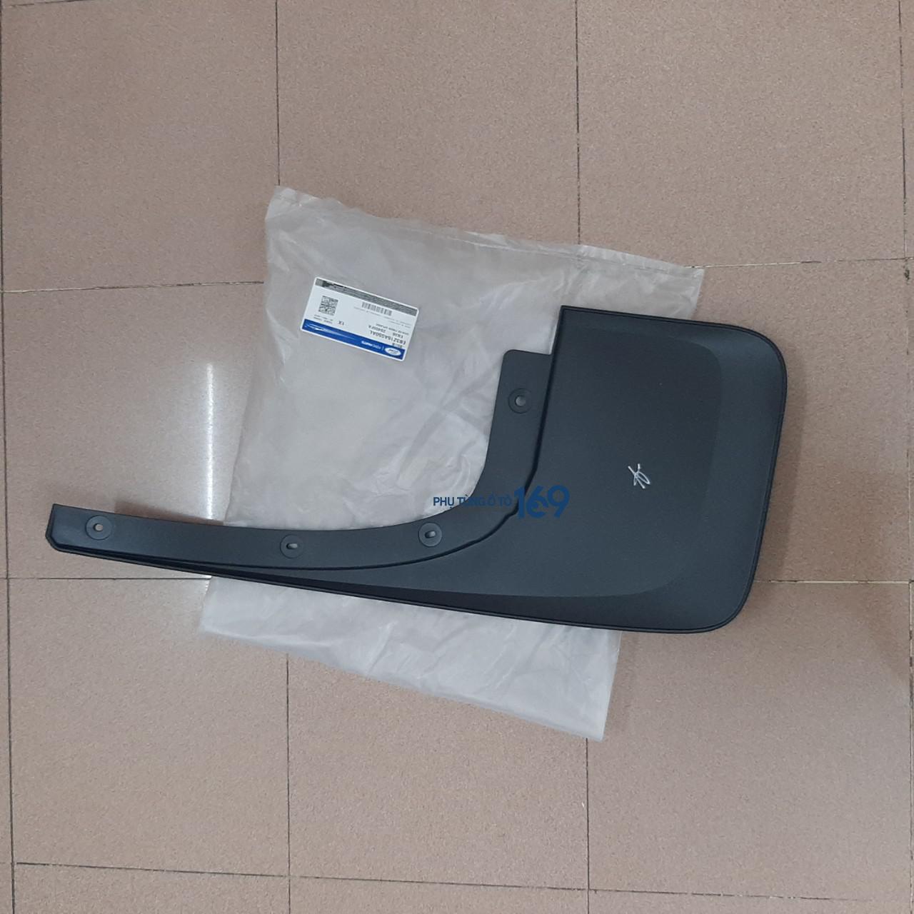 Chắn bùn bánh sau phải Ford Ranger Chắn bùn bánh sau phải Ford Ranger