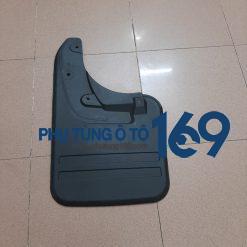 Chắn bùn bánh sau trái Toyota Hilux