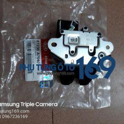 Cơ cấu khóa ngậm cốp hậu Kia Cerato