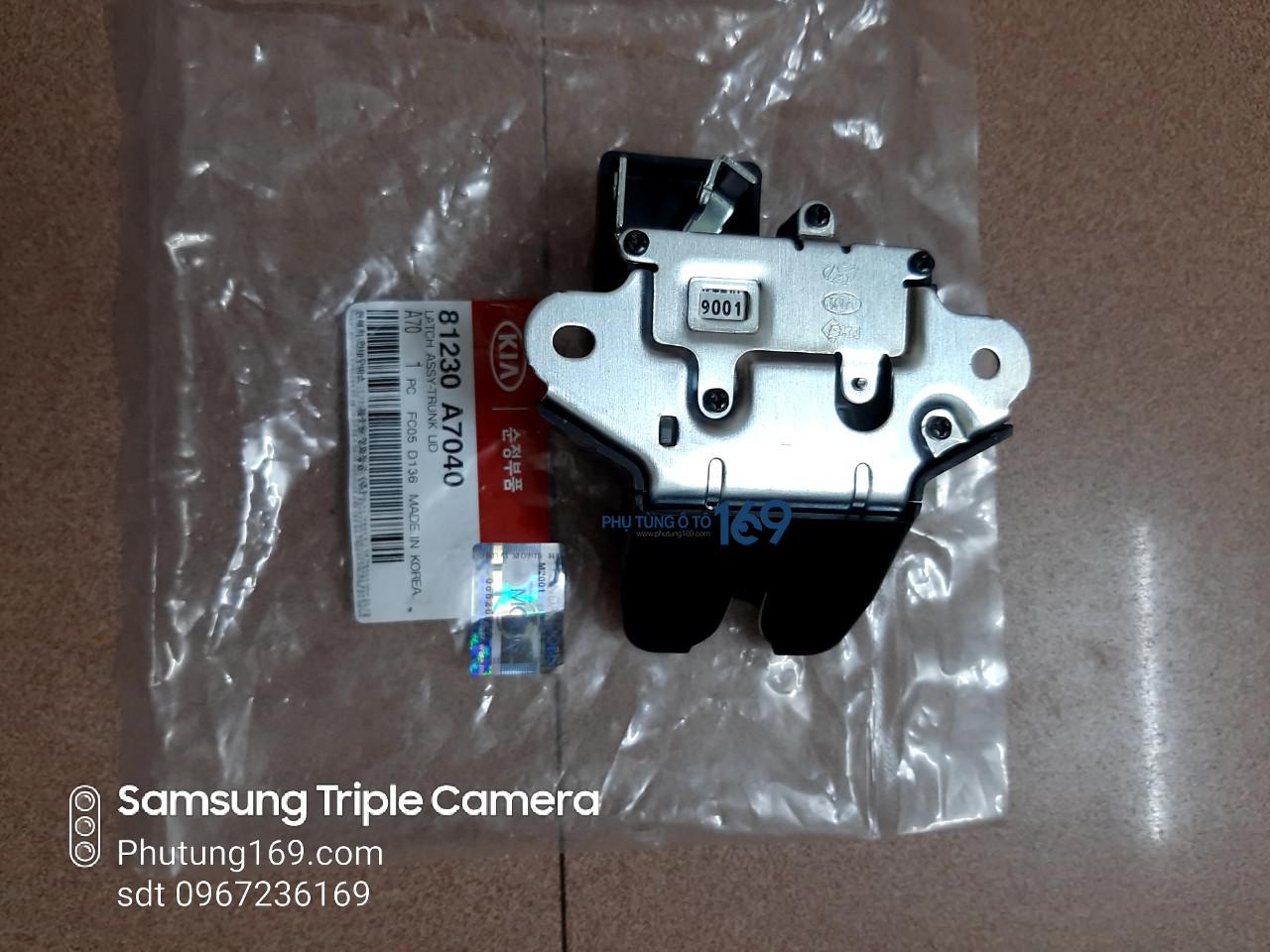 Cơ cấu khóa ngậm cốp hậu Kia Cerato Cơ cấu khóa ngậm cốp hậu Kia Cerato