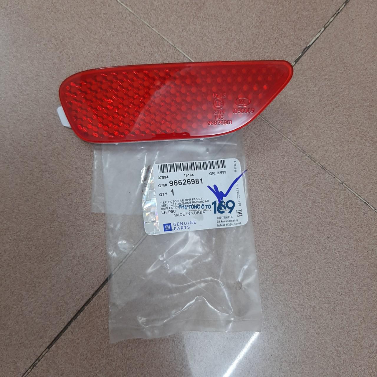 Đèn phản quang cản sau Chevrolet Captiva Đèn phản quang cản sau Chevrolet Captiva