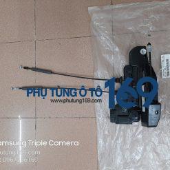 Ổ khóa ngậm cửa trước trái Kia Carens