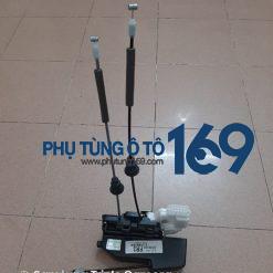 Cơ cấu khóa ngậm cửa trước phải Kia Carens