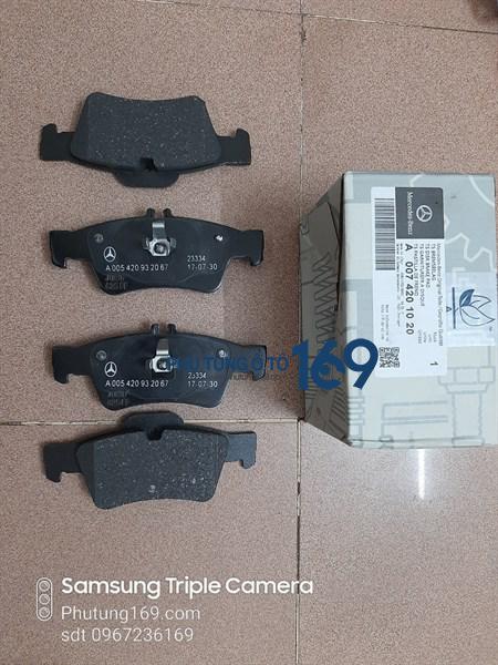 Má phanh sau Mercedes E240 Má phanh sau Mercedes E240