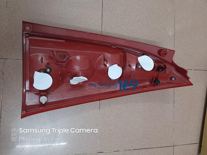 Đèn hậu lái Mazda Premacy Đèn hậu lái Mazda Premacy