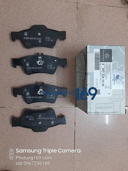 Má phanh sau Mercedes E240 Má phanh sau Mercedes E240