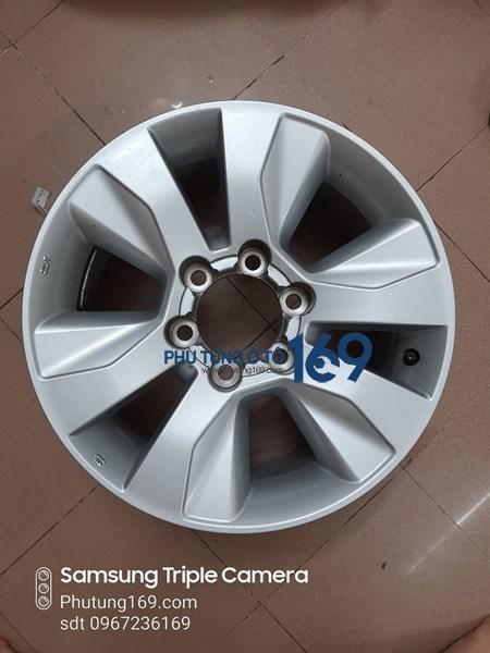 La zăng Toyota Hilux La zăng Toyota Hilux