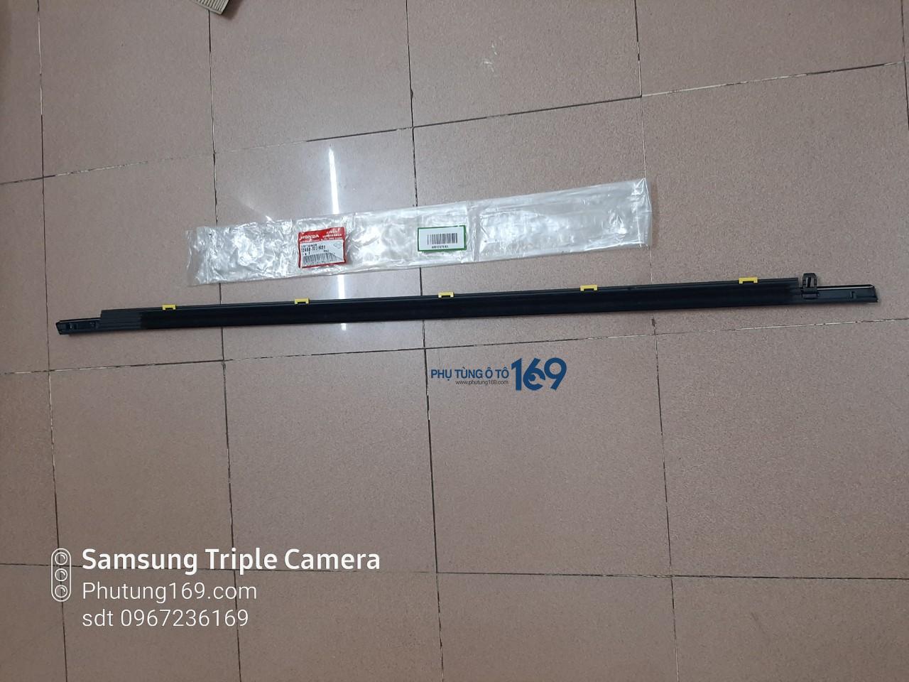 Nẹp chân kính cánh cửa Honda Crv 2014 - 2020 Nẹp chân kính cánh cửa Honda Crv 2014 - 2020