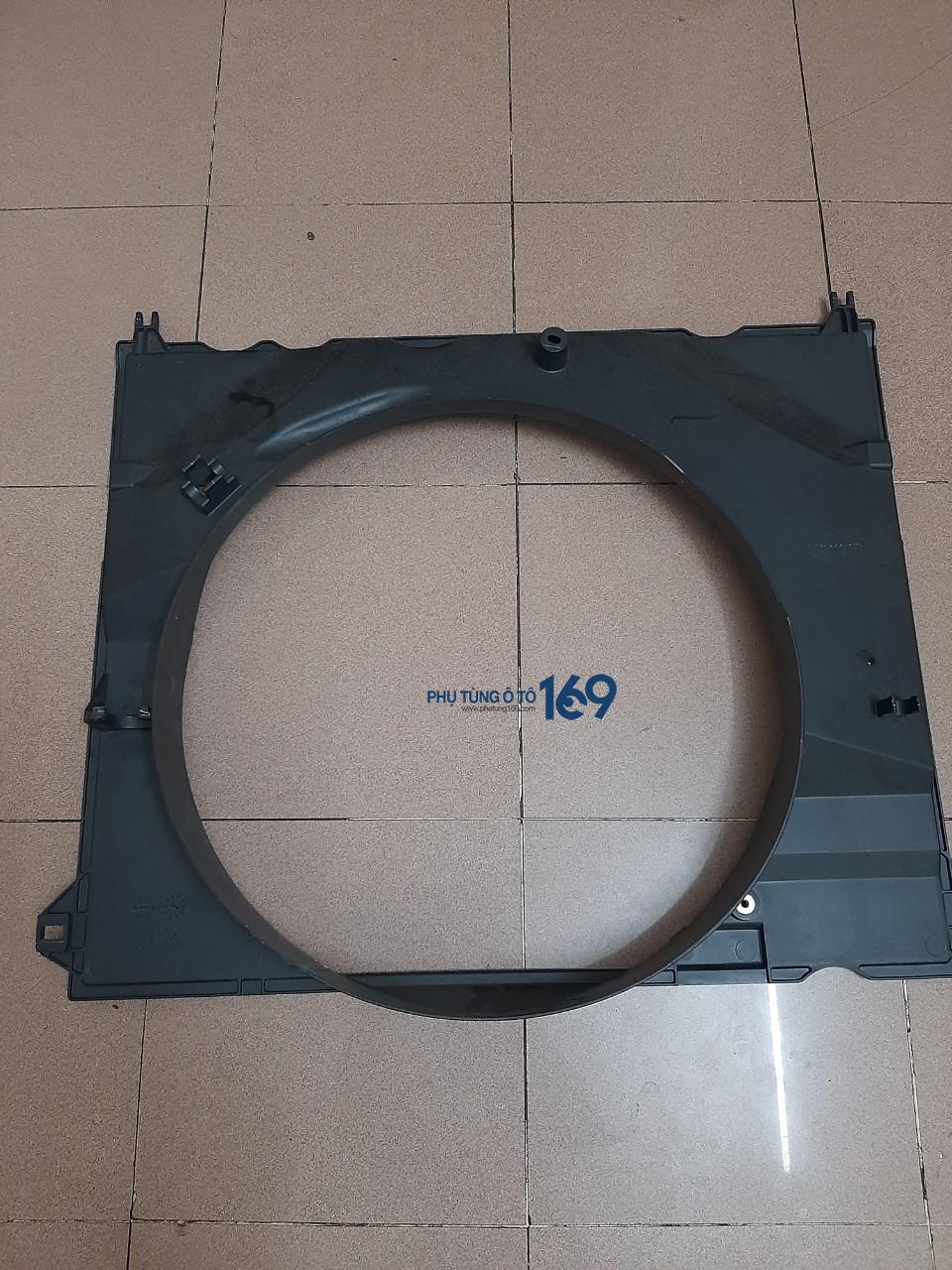 Lồng quạt két nước Toyota Fortuner Lồng quạt két nước Toyota Fortuner