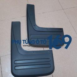 Chắn bùn bánh sau phải Ford Everest